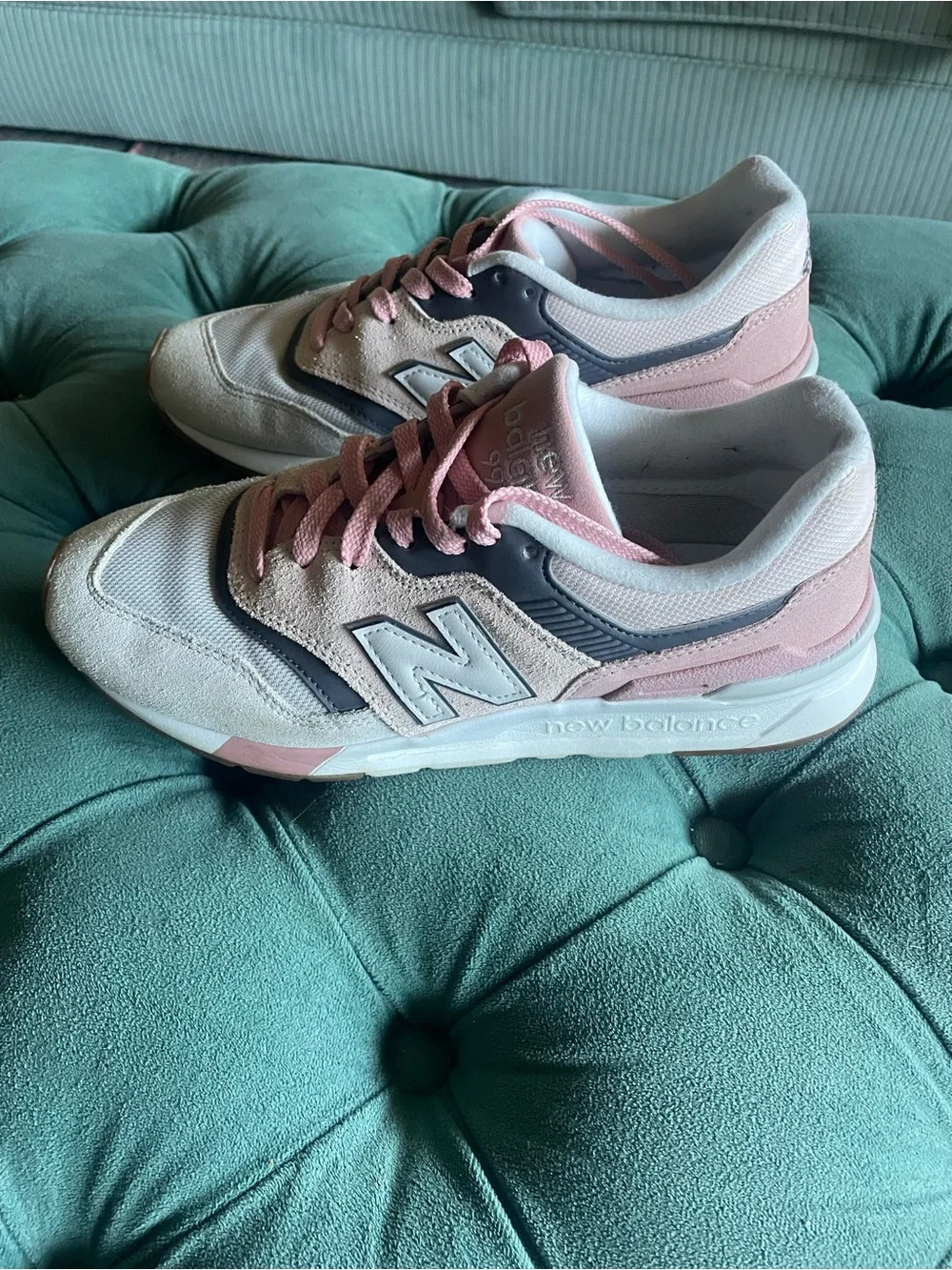 New Balance 997 Women's Pink, Gray and Blue Lifestyle Sneakers Preloved